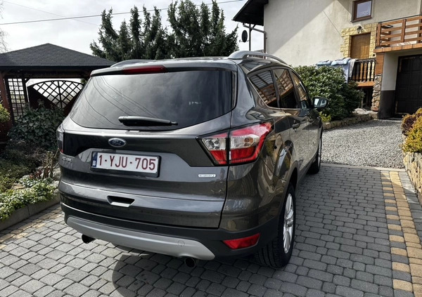 Ford Kuga cena 57900 przebieg: 160000, rok produkcji 2017 z Alwernia małe 92